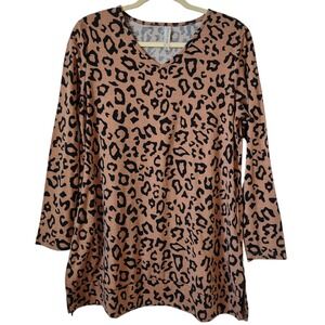 Tickled Teal Women's Tunic Top Medium Leopard‎ Print V Neck Long Sleeve
